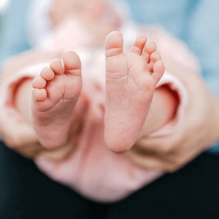 Newbornshooting, Bilder von Neugeborenen, Fotografin für Newborn